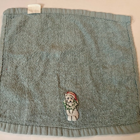 Set of 2 Holiday Kitten Dish Towels - Blue Cotton, Cute Christmas Kitchen Decor - Picture 10 of 16